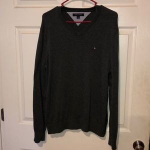 Tommy Hilfiger Taft Solid V-Neck Sweater
